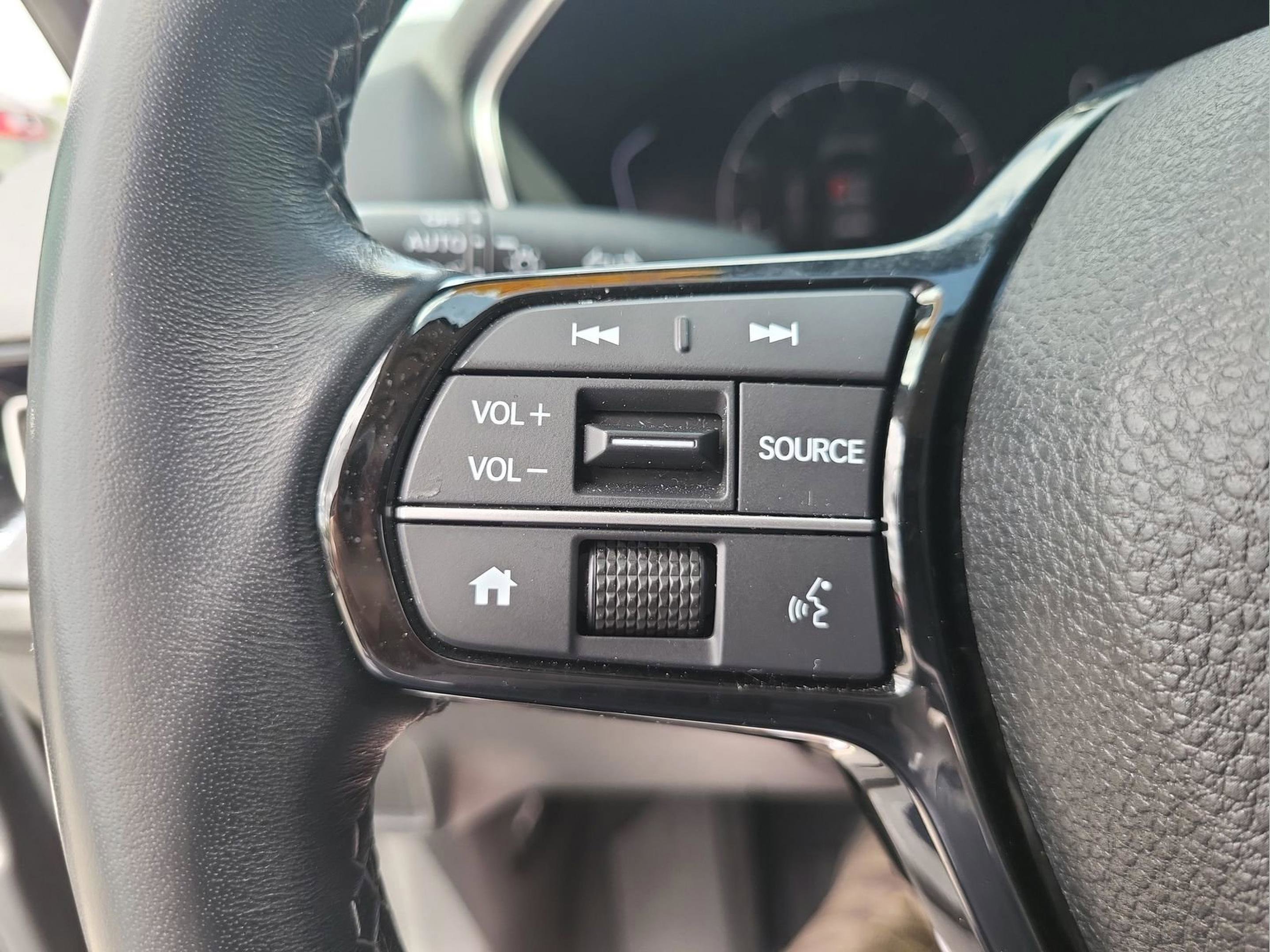 Certified 2024 Honda Civic EX-L image 13