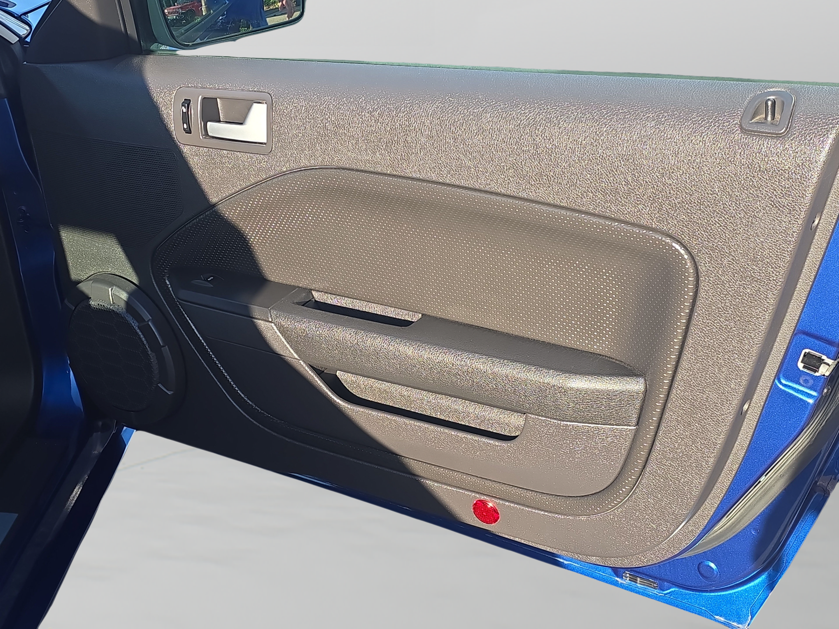 Used 2008 Ford Mustang GT Premium RWD image 16