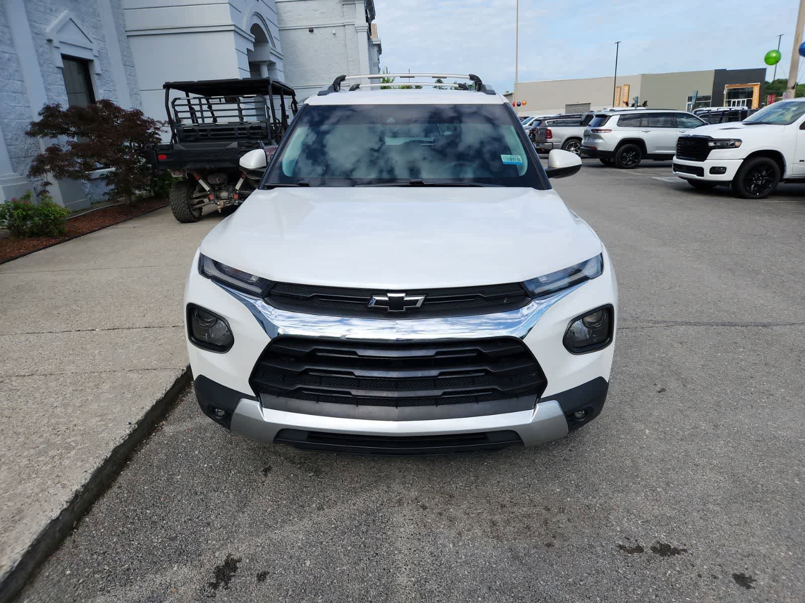 Used 2021 Chevrolet TrailBlazer LT w/ Convenience Package AWD/4WD image 8