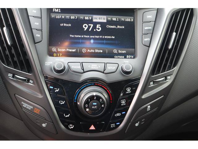 Used 2016 Hyundai Veloster Turbo FWD image 13