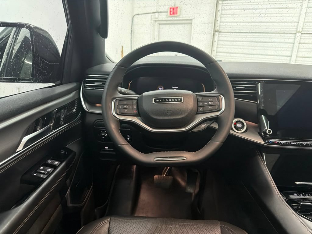 Used 2023 Jeep Wagoneer Series II AWD/4WD image 22