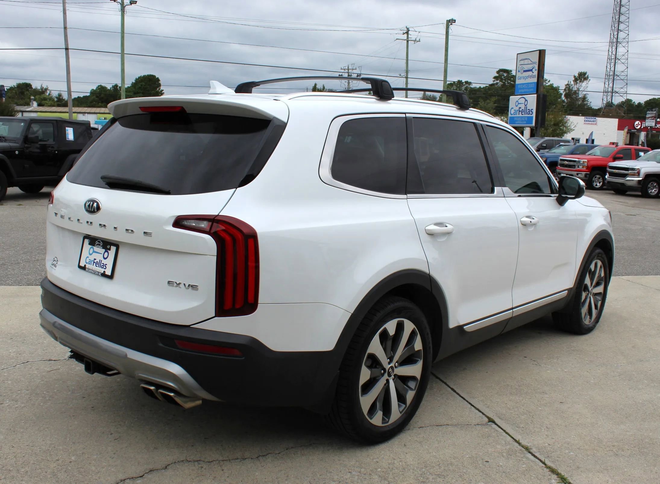 Used 2021 Kia Telluride EX w/ EX Premium Package image 5