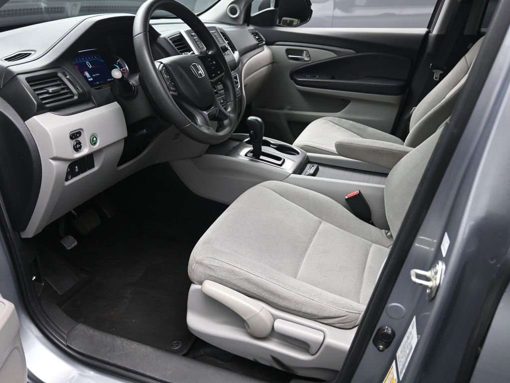 Used 2020 Honda Pilot LX image 17