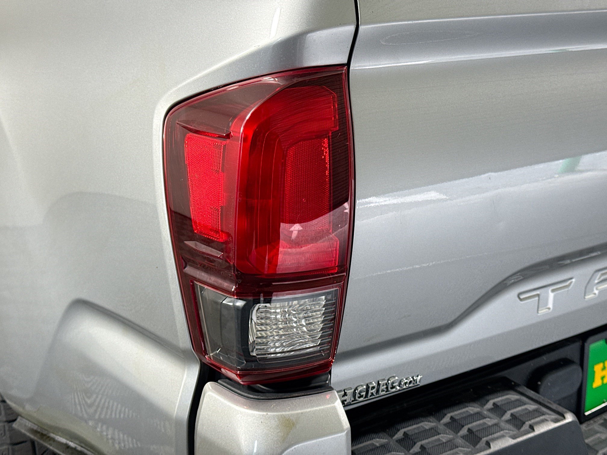 Used 2020 Toyota Tacoma SR w/ SR Convenience Package RWD image 35