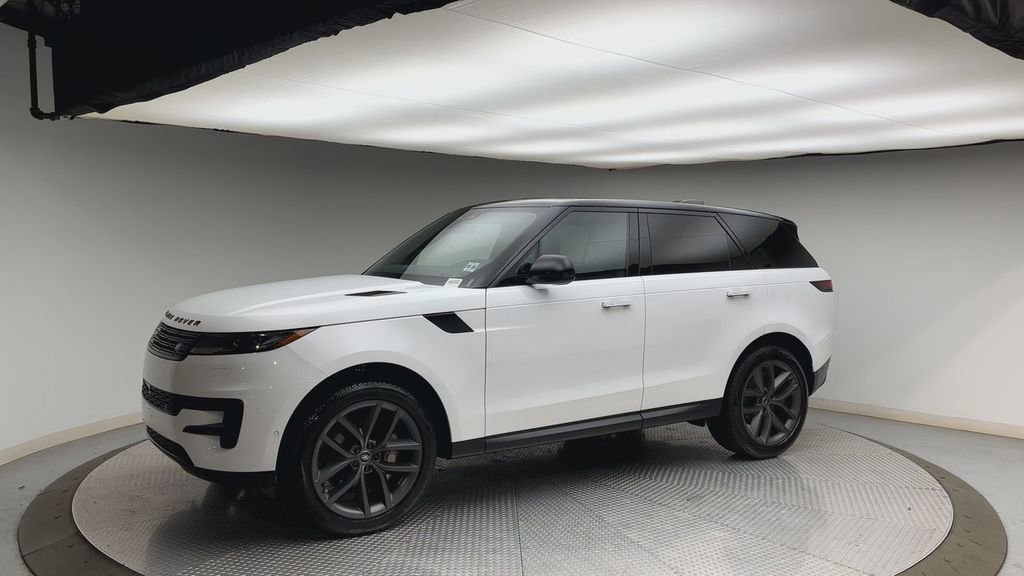 Certified 2024 Land Rover Range Rover Sport SE image 6