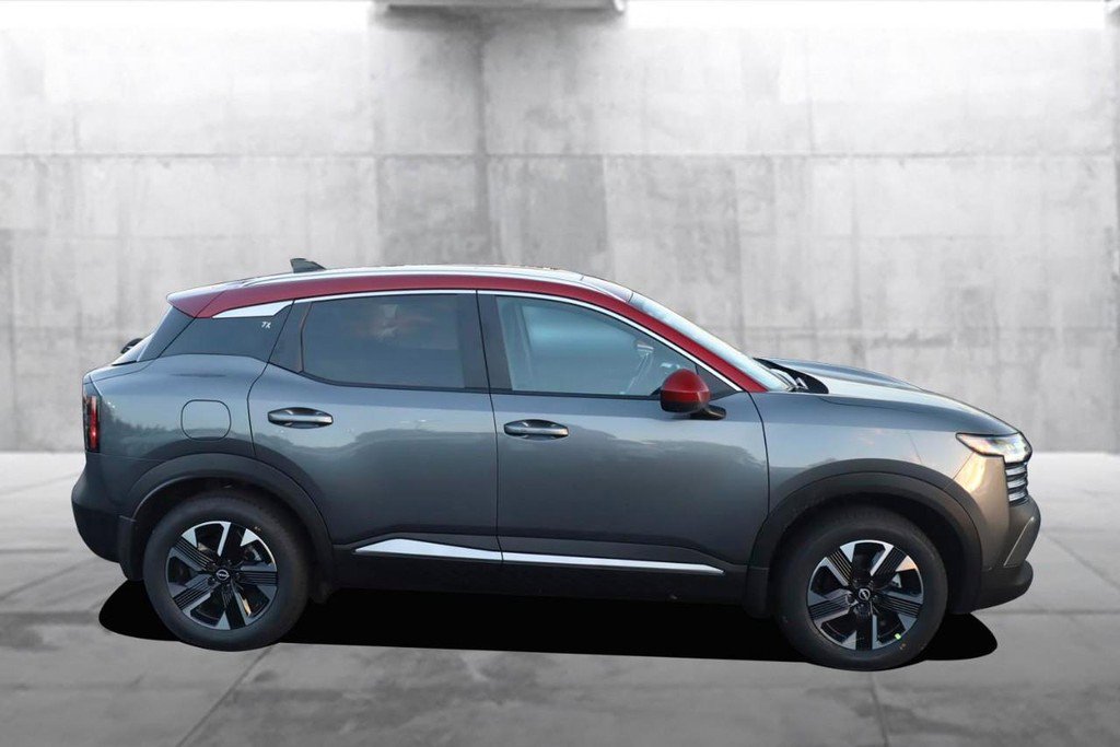 New 2026 Nissan Kicks SV w/ SV Premium Package image 5