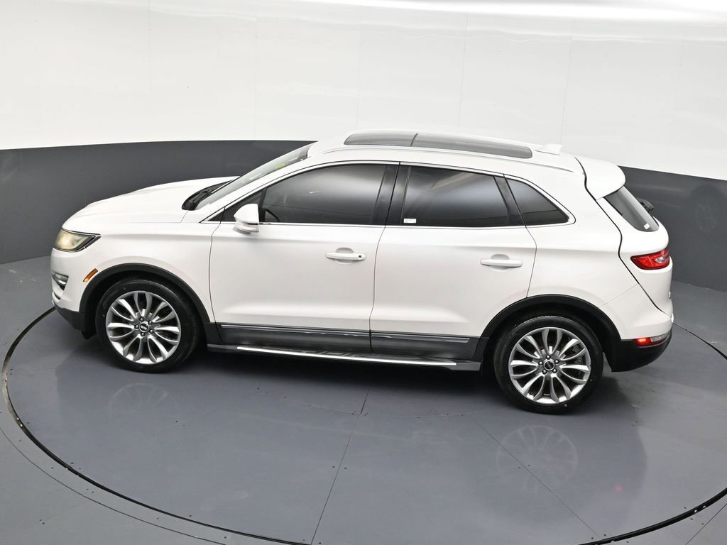 Used 2017 Lincoln MKC Reserve image 13