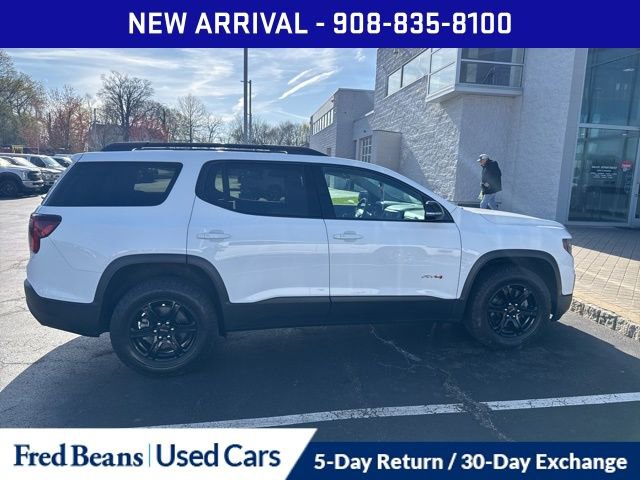 Used 2023 GMC Acadia AT4 AWD/4WD image 9