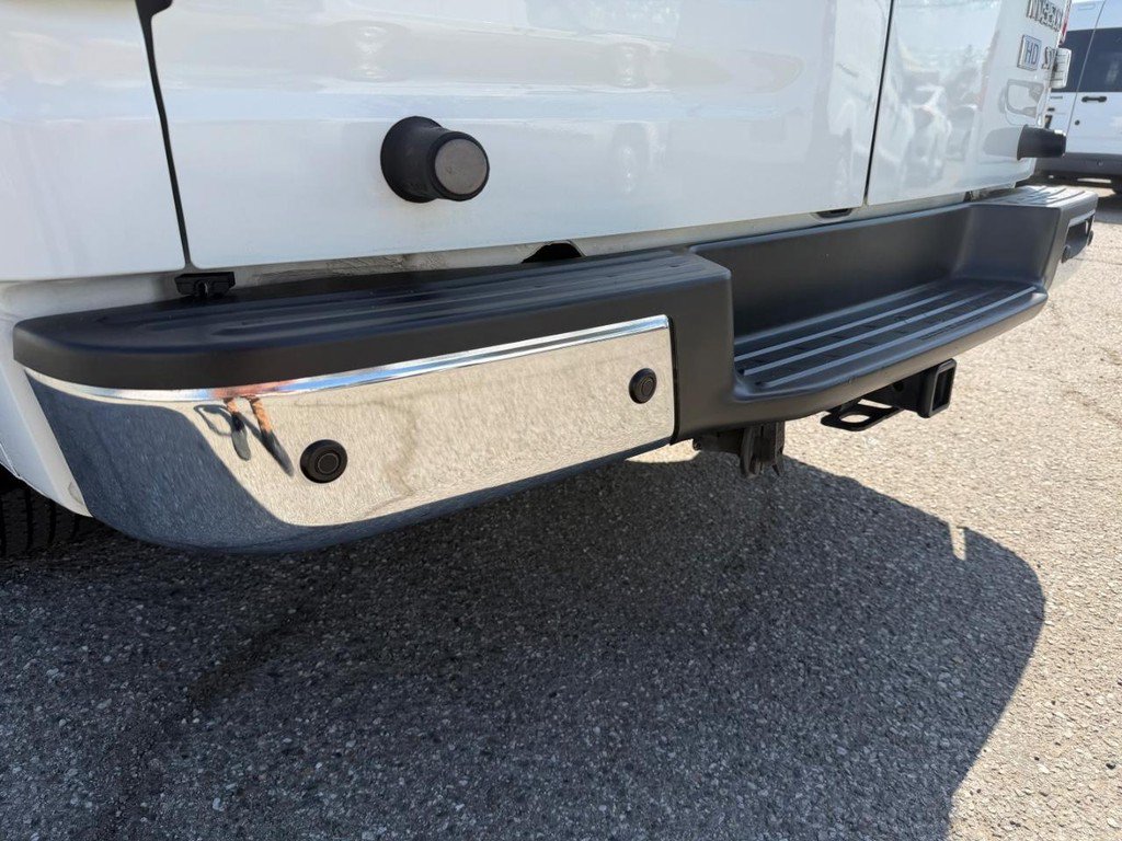 Used 2015 Nissan NV 3500 SV w/ Technology Package RWD image 47