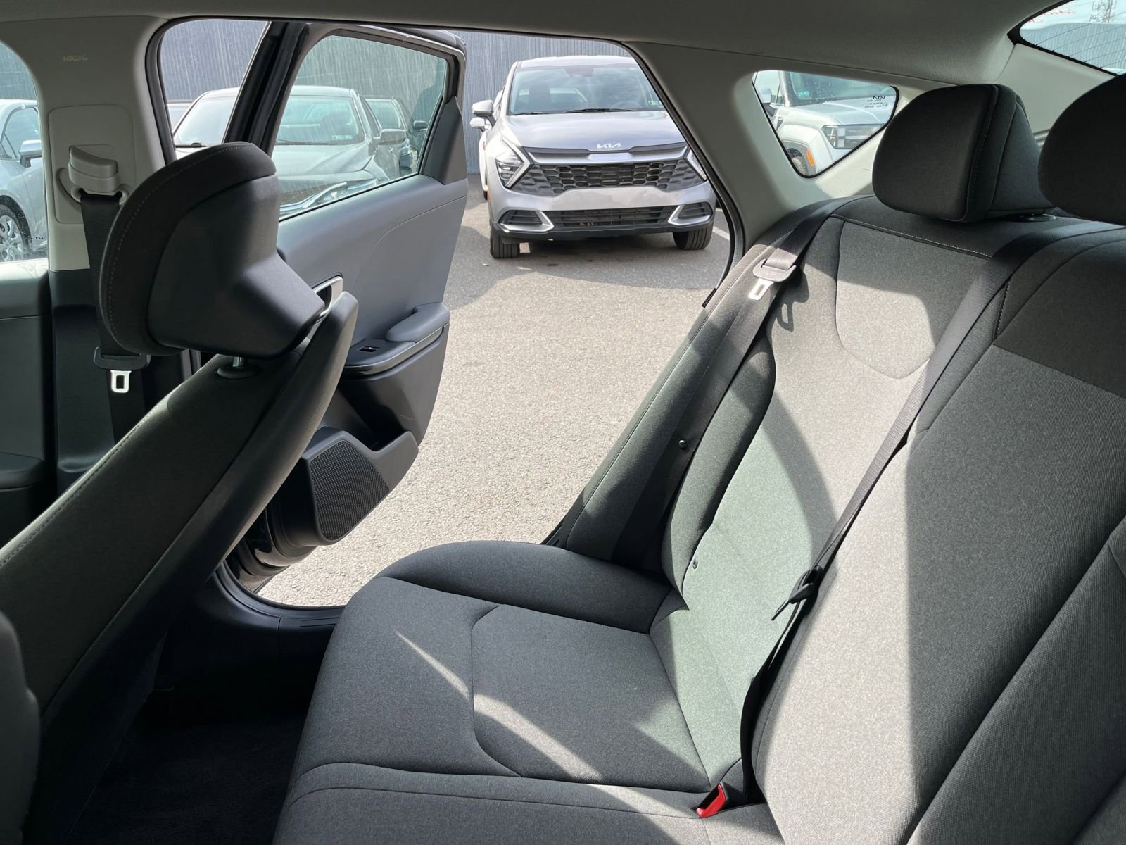 Used 2025 Kia K4 FWD image 39