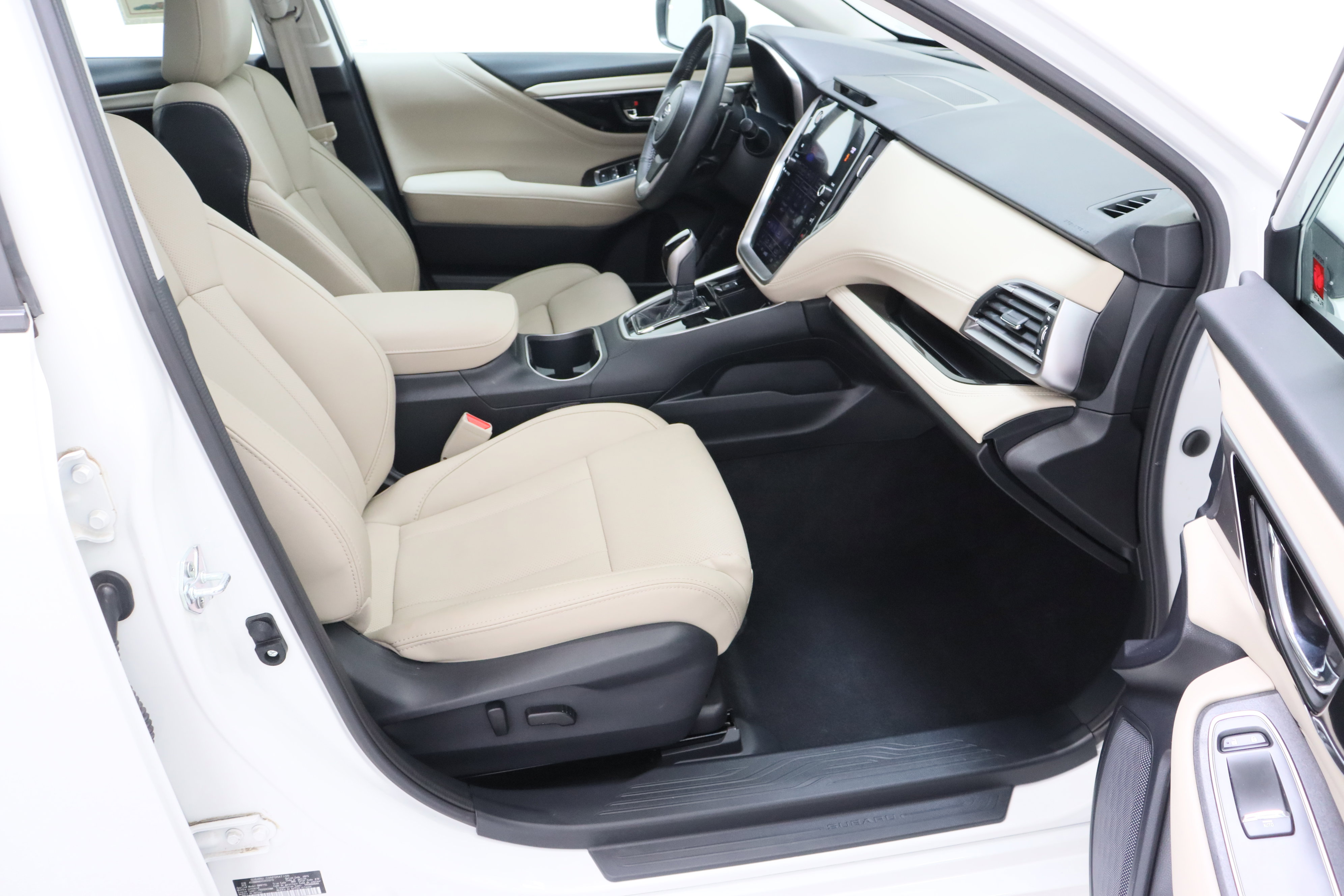 Used 2025 Subaru Legacy Limited AWD/4WD image 39