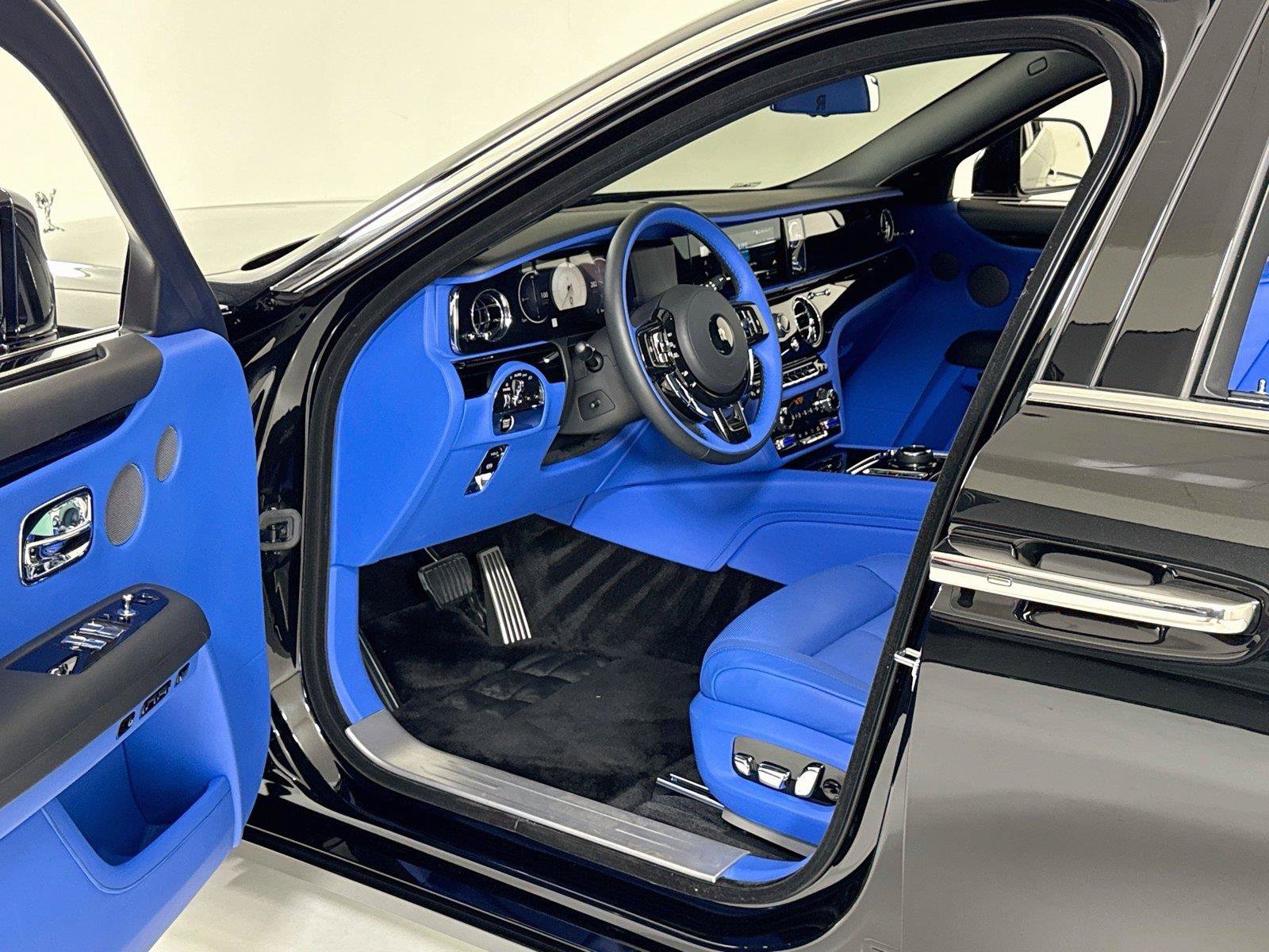 Used 2025 Rolls-Royce Ghost AWD/4WD image 13