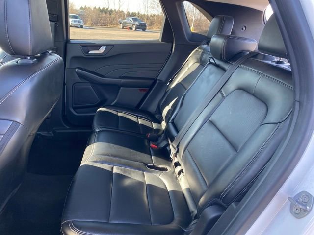 Used 2024 Ford Escape Platinum AWD/4WD image 18