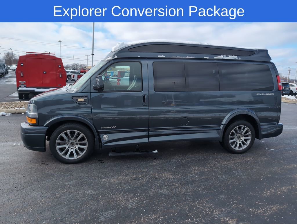 Used 2019 Chevrolet Express 2500 image 4