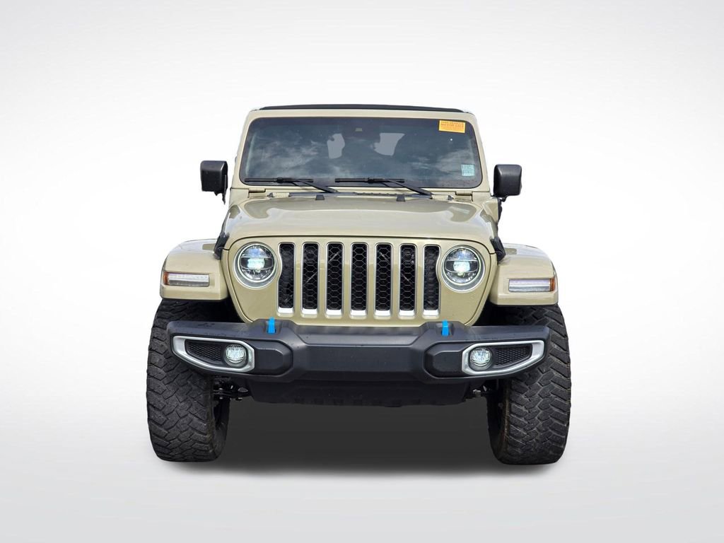 Used 2022 Jeep Wrangler Unlimited Sahara w/ Cold Weather Group AWD/4WD image 13