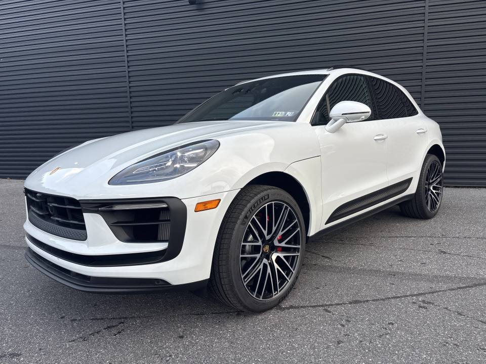 Certified 2025 Porsche Macan S AWD/4WD video 1