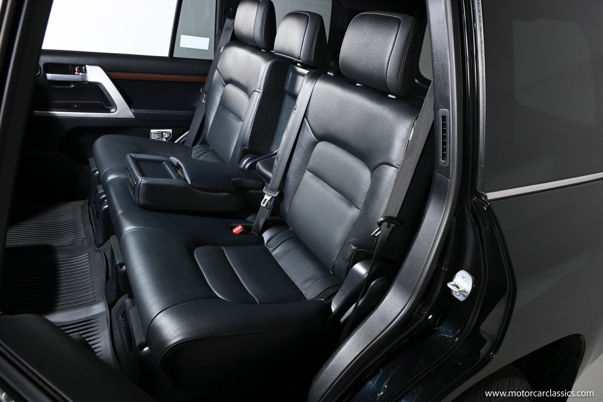 Used 2020 Toyota Land Cruiser Heritage Edition AWD/4WD image 24
