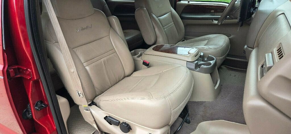 Used 2000 Ford Excursion Limited image 25