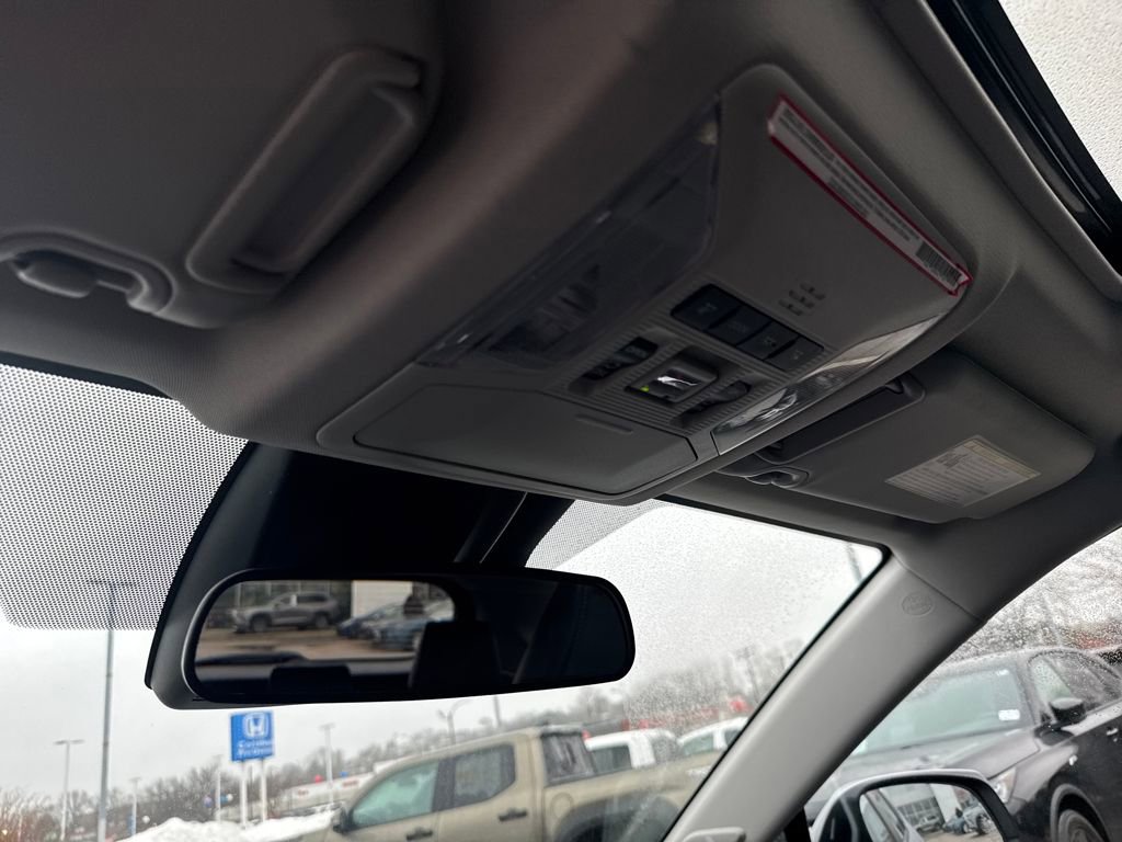 Used 2023 Toyota RAV4 XLE Premium image 30