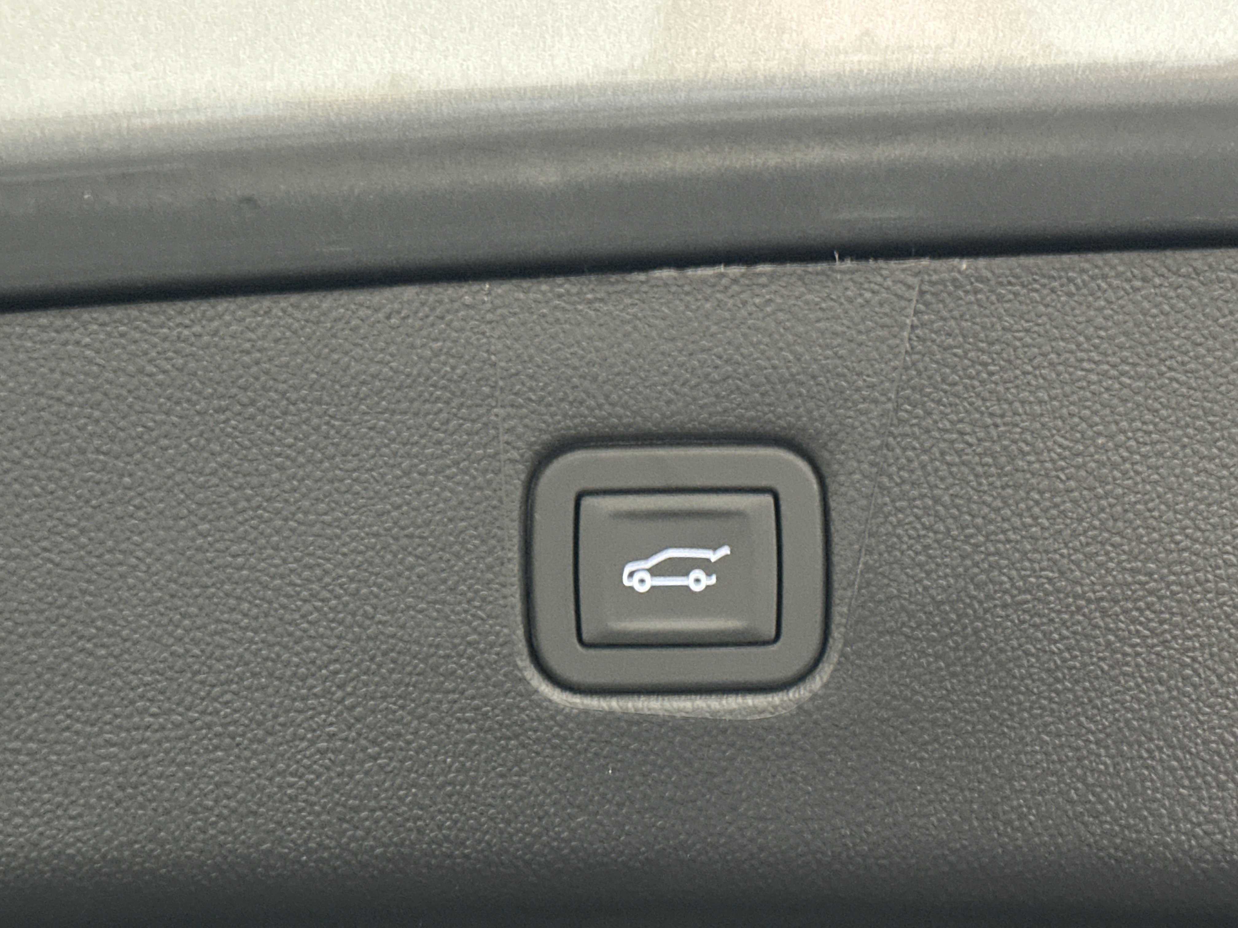 New 2026 Chevrolet Blazer LT w/ Sound & Technology Package FWD image 14