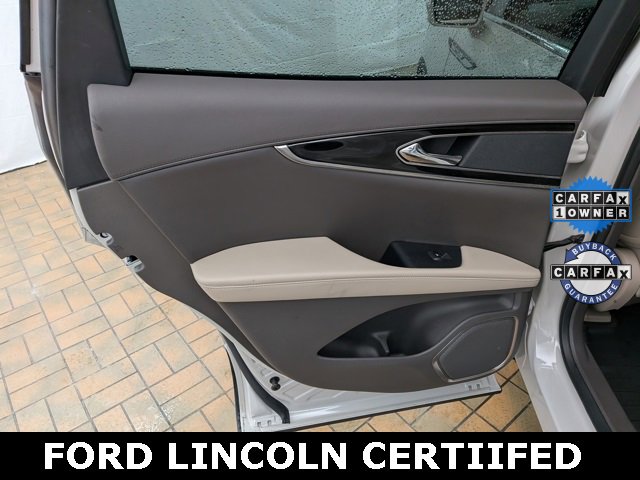 Certified 2022 Lincoln Nautilus AWD w/ Premium Package image 19