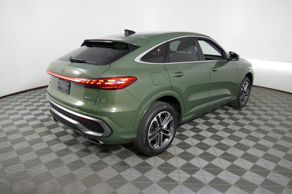 New 2026 Audi Q5 Premium AWD/4WD image 3