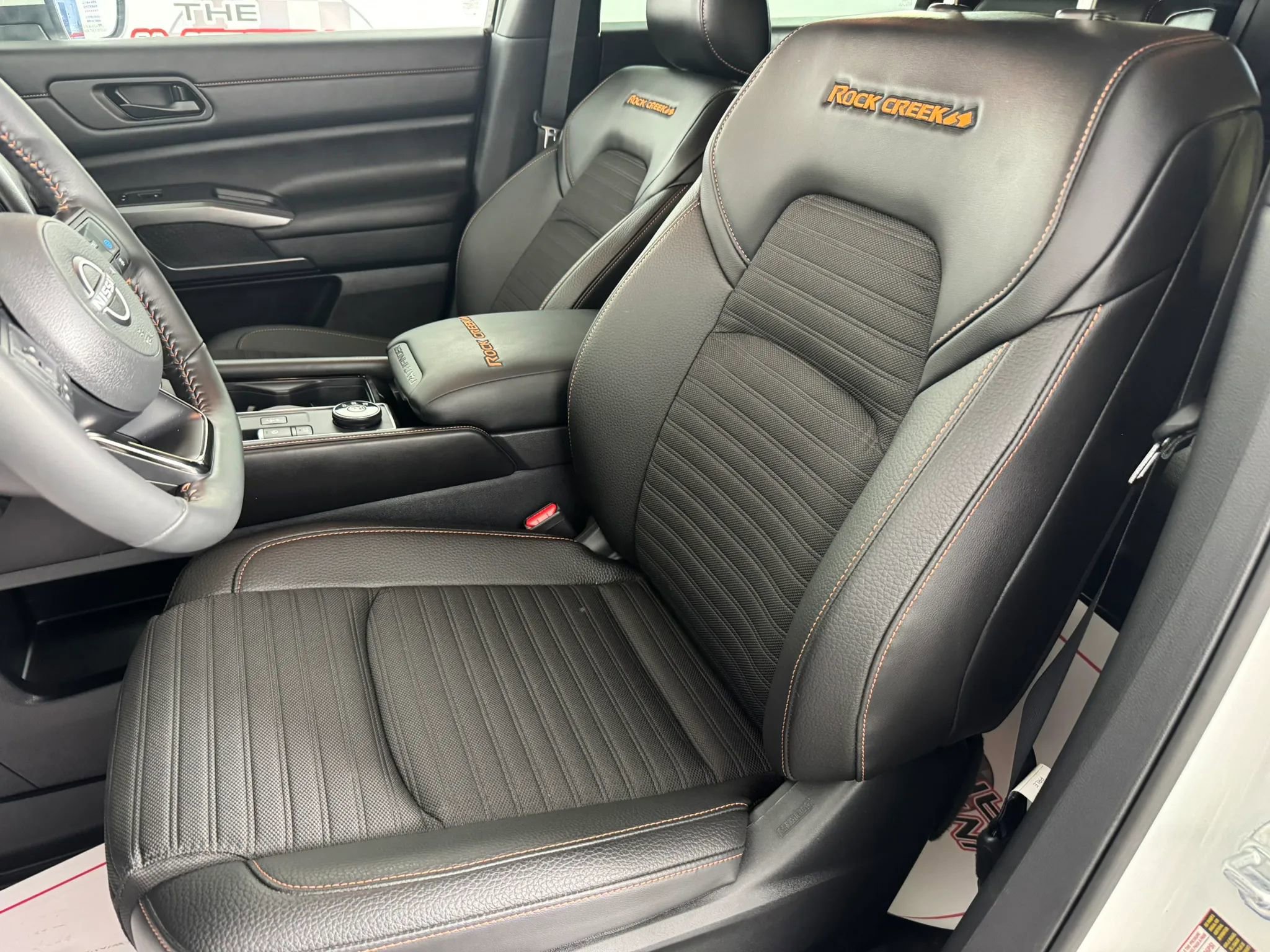 Used 2025 Nissan Pathfinder Rock Creek image 34