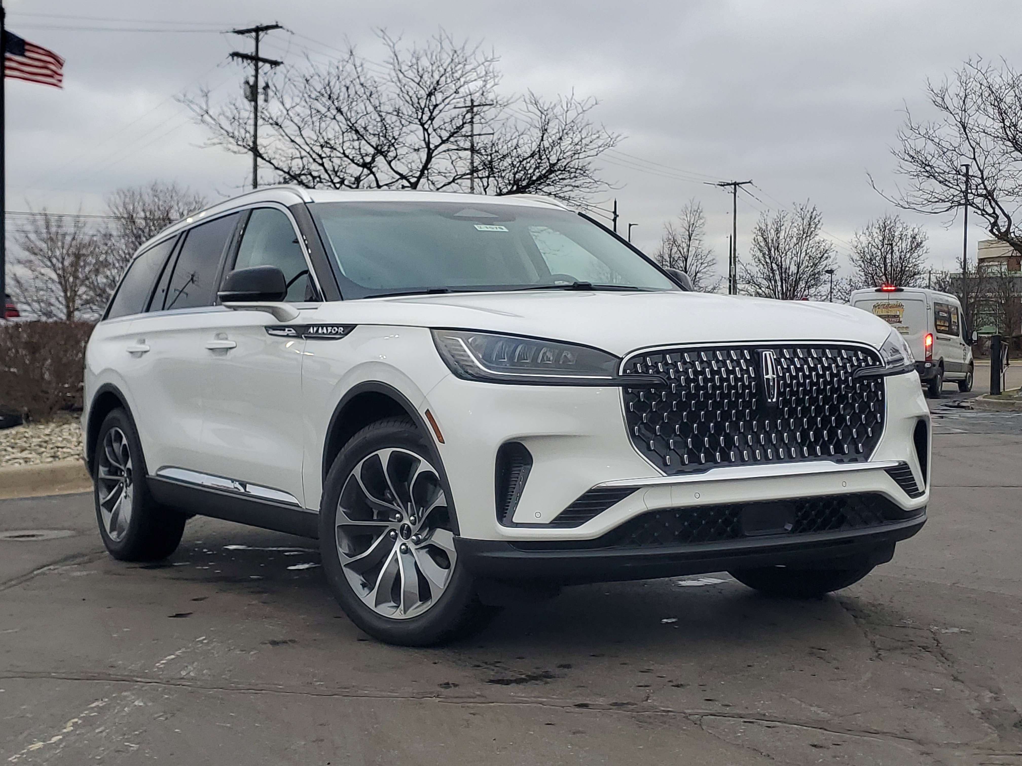 New 2025 Lincoln Aviator AWD w/ Equipment Group 101A