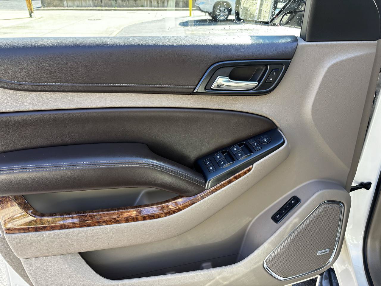Used 2015 Chevrolet Tahoe LTZ AWD/4WD image 12