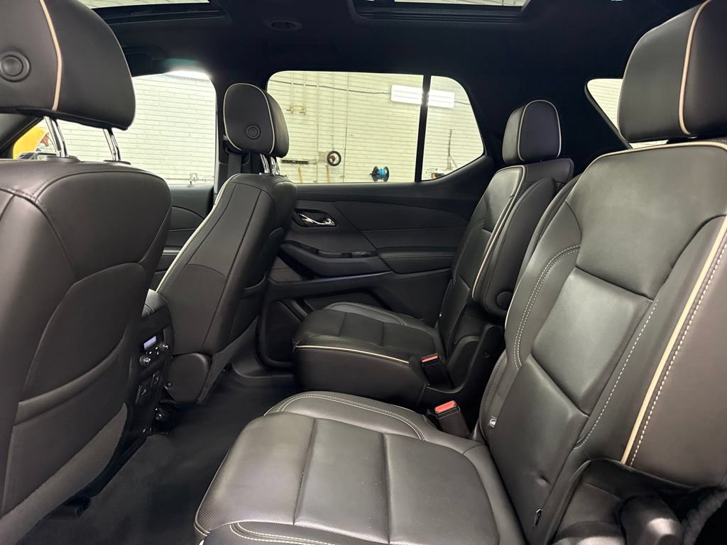Used 2023 Chevrolet Traverse Premier AWD/4WD image 12