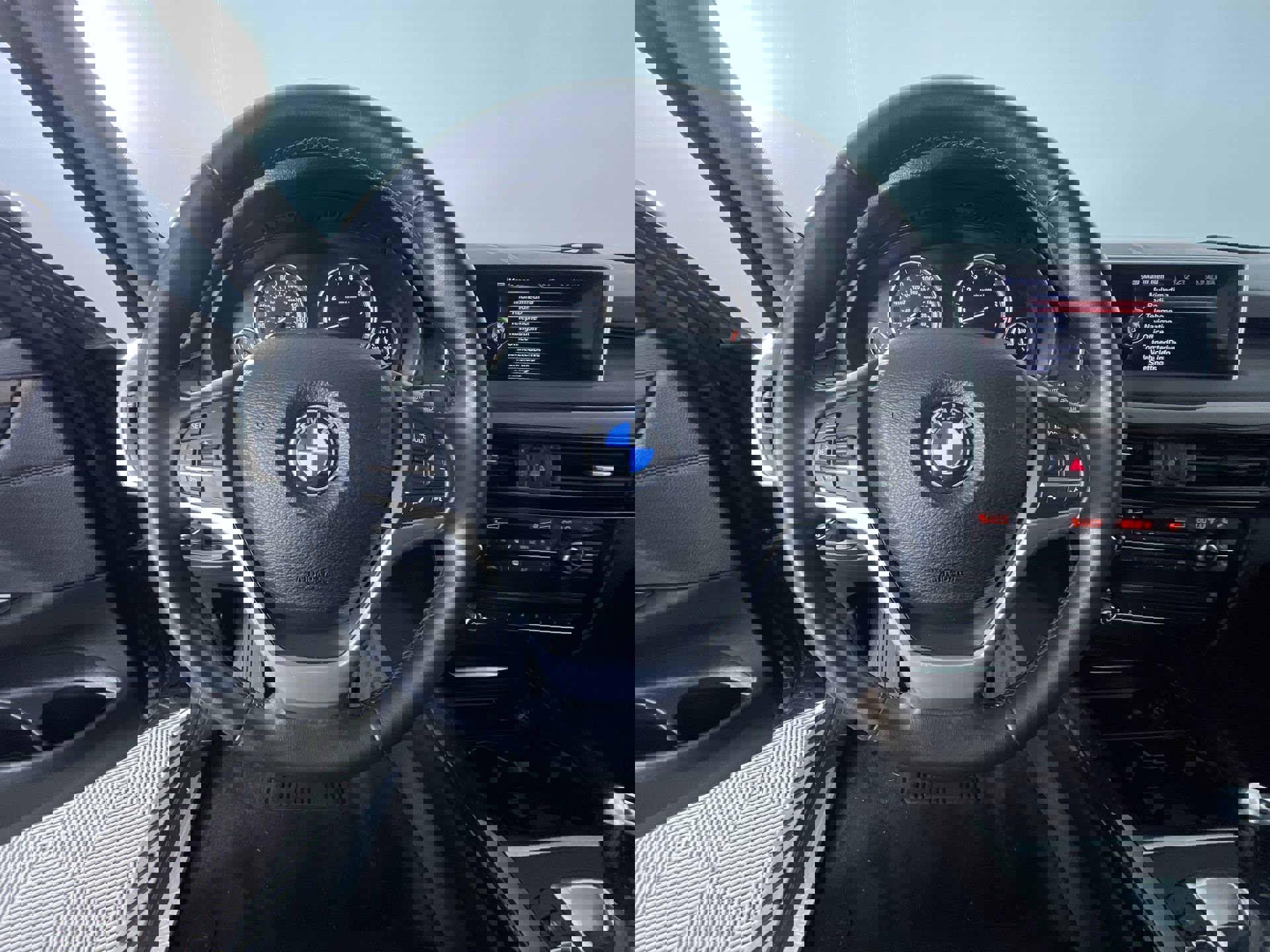 Used 2015 BMW X5 xDrive35i image 16