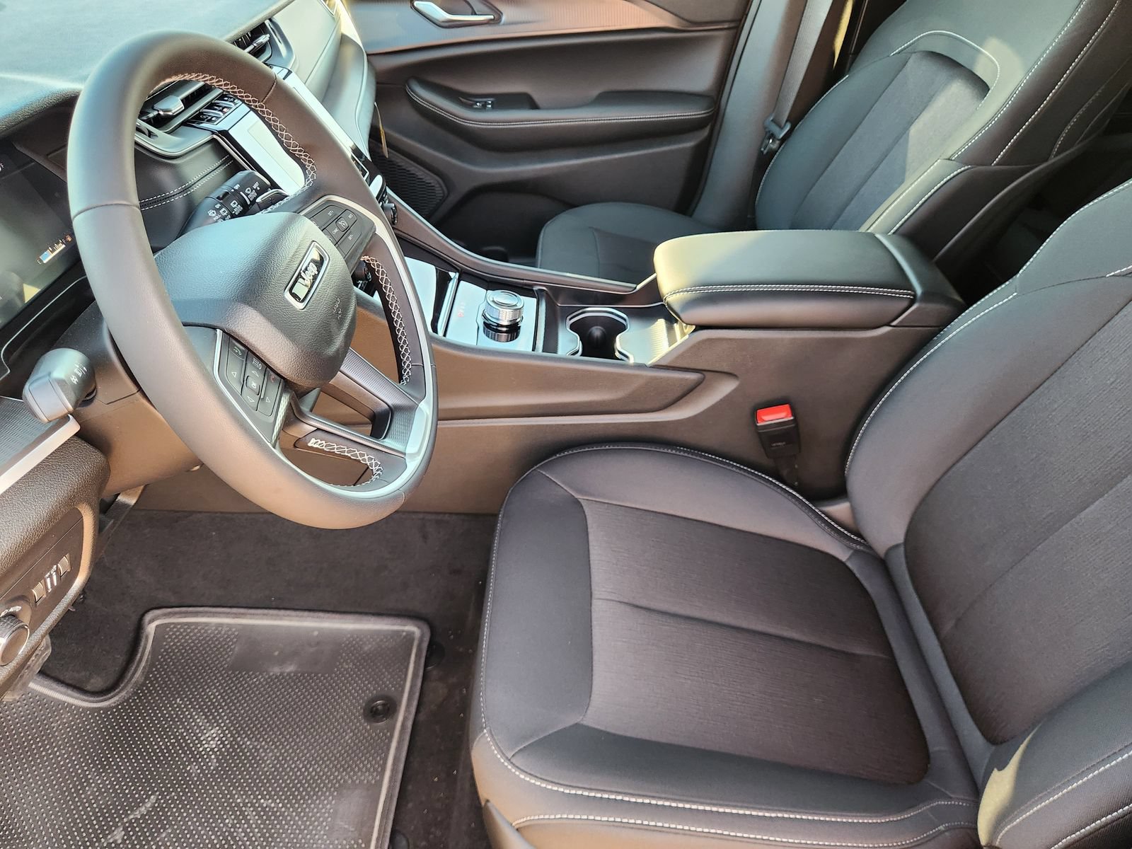 New 2026 Jeep Grand Cherokee Laredo RWD image 12
