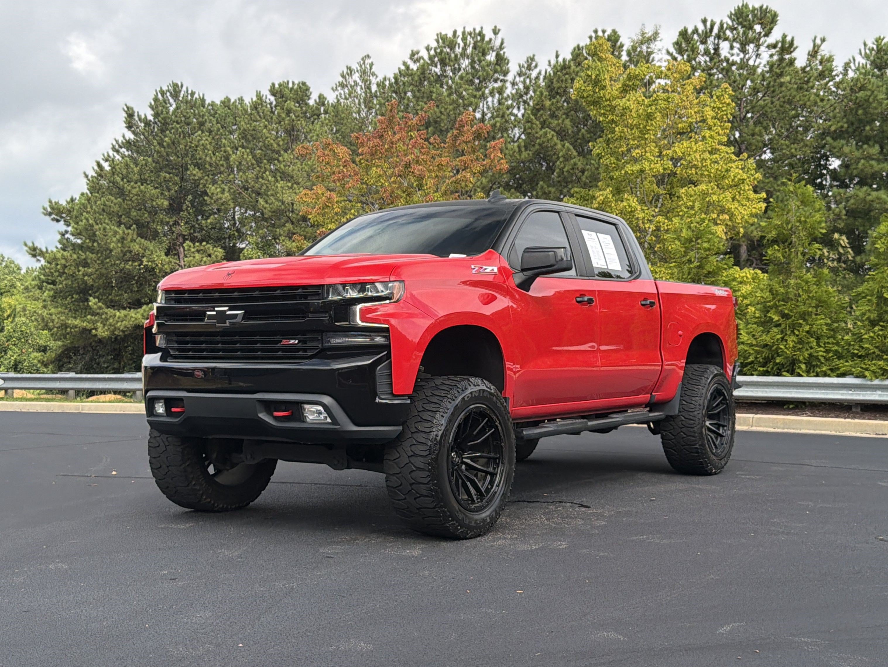 Used 2022 Chevrolet Silverado 1500 LT Trail Boss w/ Bed Protection Package AWD/4WD image 14