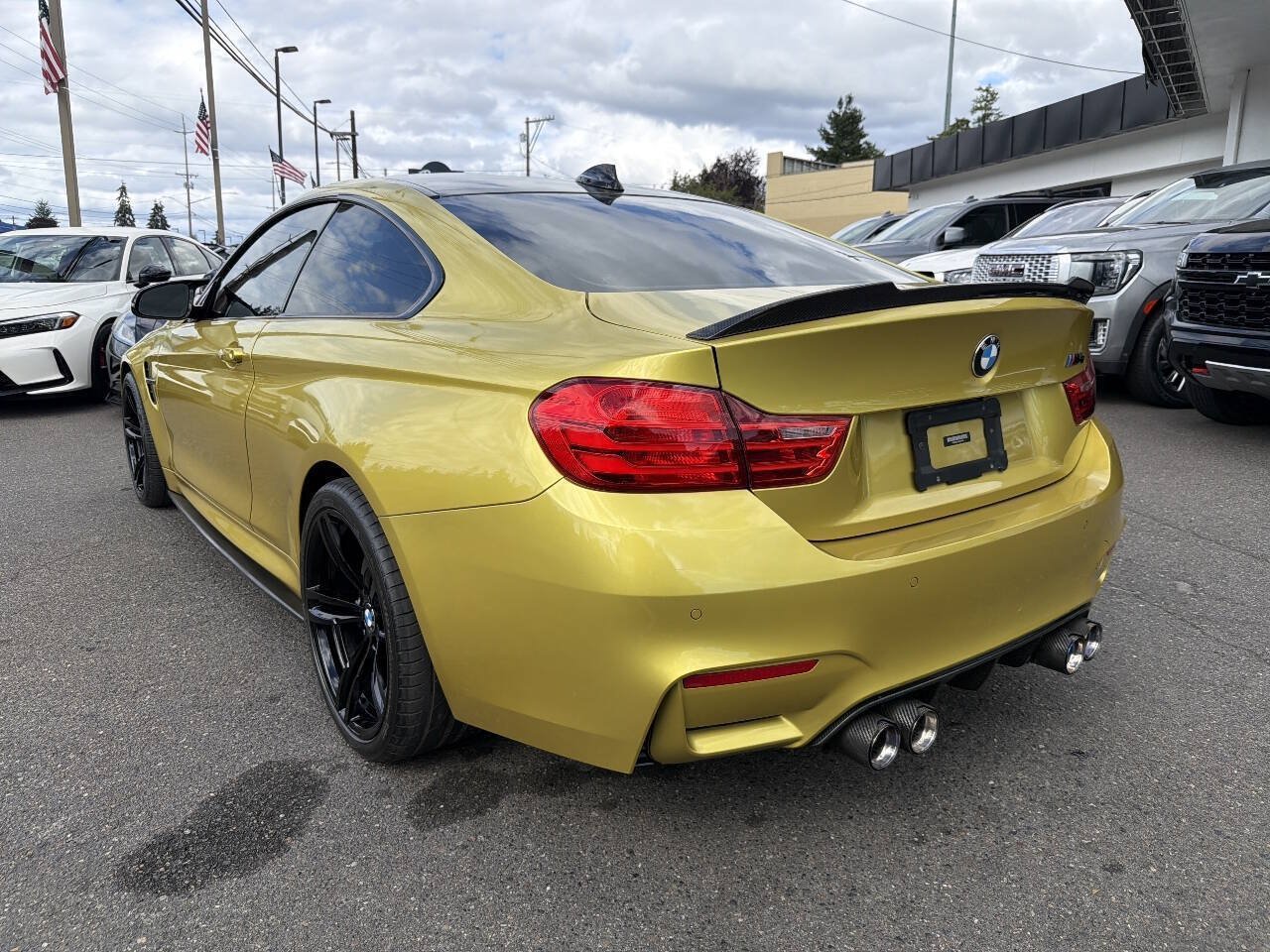Used 2017 BMW M4 Coupe RWD image 6