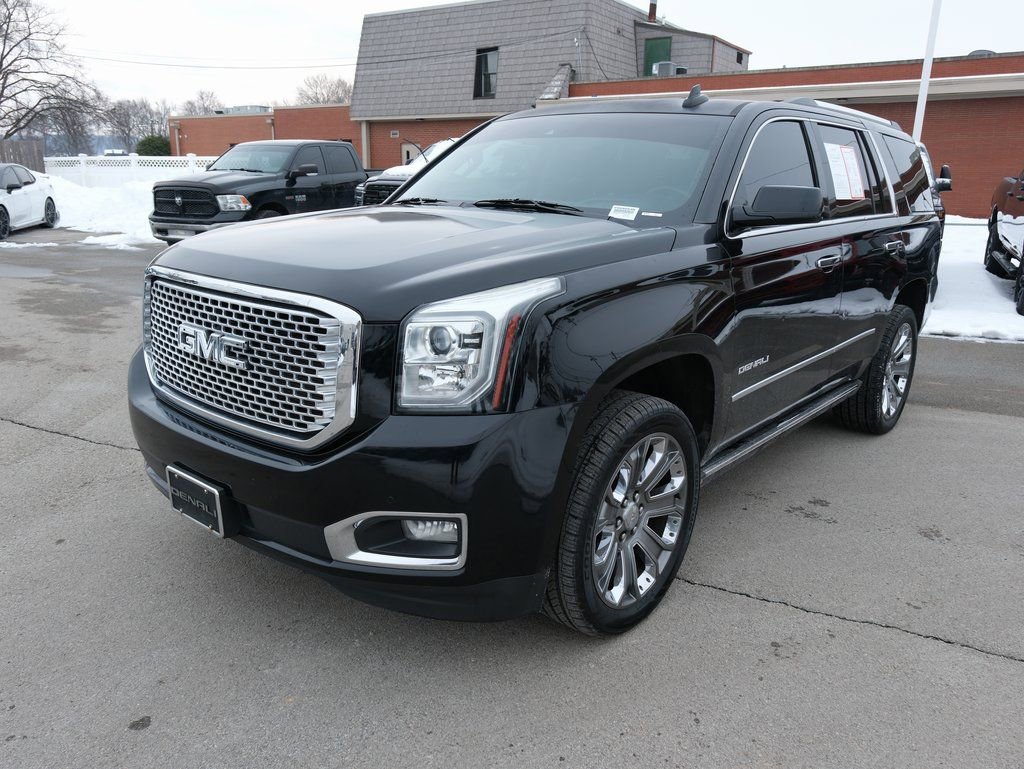 Used 2016 GMC Yukon Denali w/ Open Road Package image 11