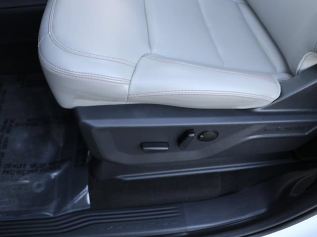 Used 2025 Ford Expedition Active AWD/4WD image 20