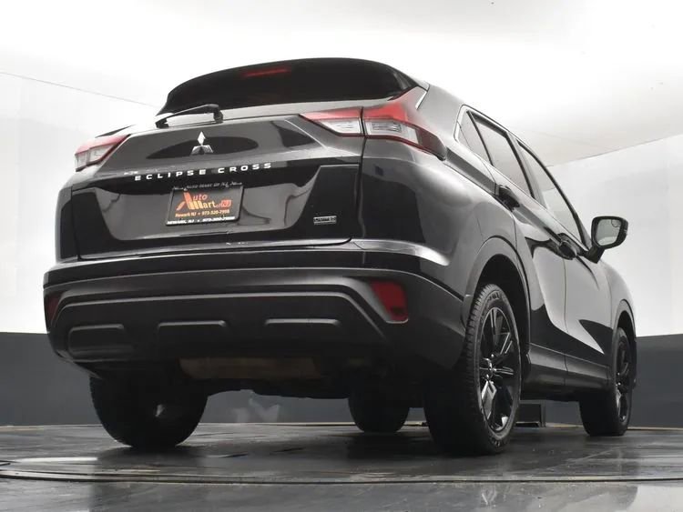 Used 2024 Mitsubishi Eclipse Cross LE AWD/4WD image 13