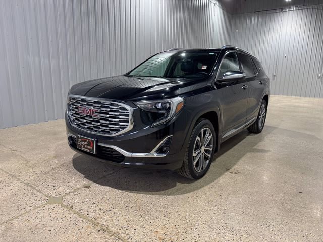 Used 2020 GMC Terrain Denali w/ GMC Pro Grade Package