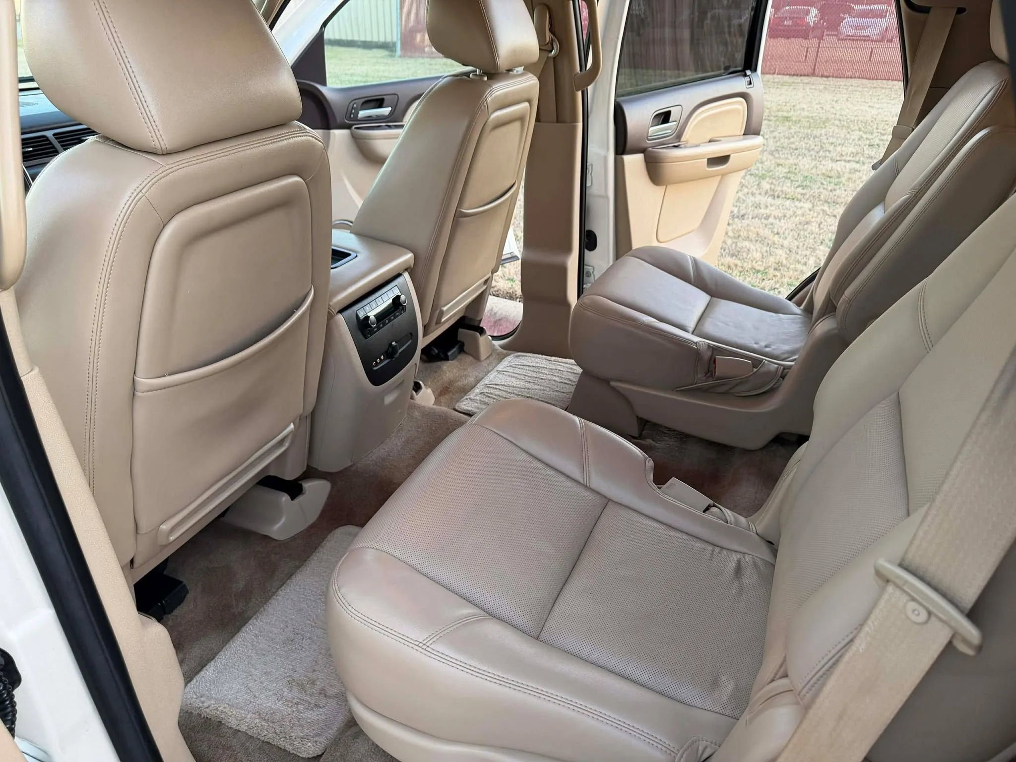 Used 2012 GMC Yukon Denali image 26