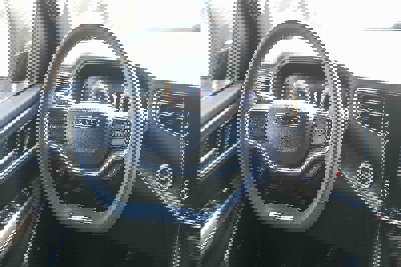 Used 2022 Jeep Wagoneer Series II image 12