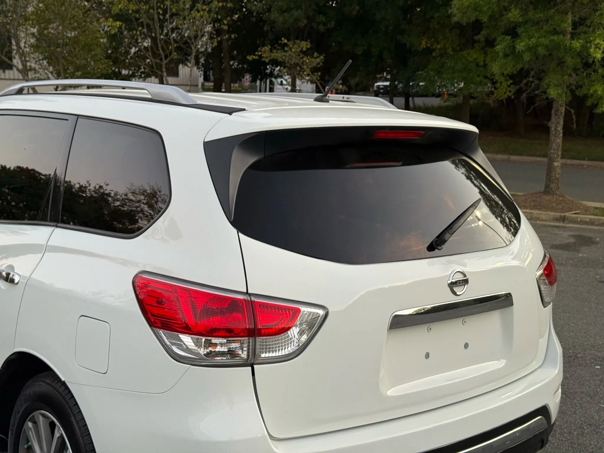 Used 2016 Nissan Pathfinder S image 6