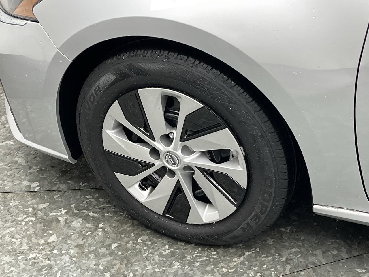 Used 2023 Nissan Altima 2.5 S FWD image 23