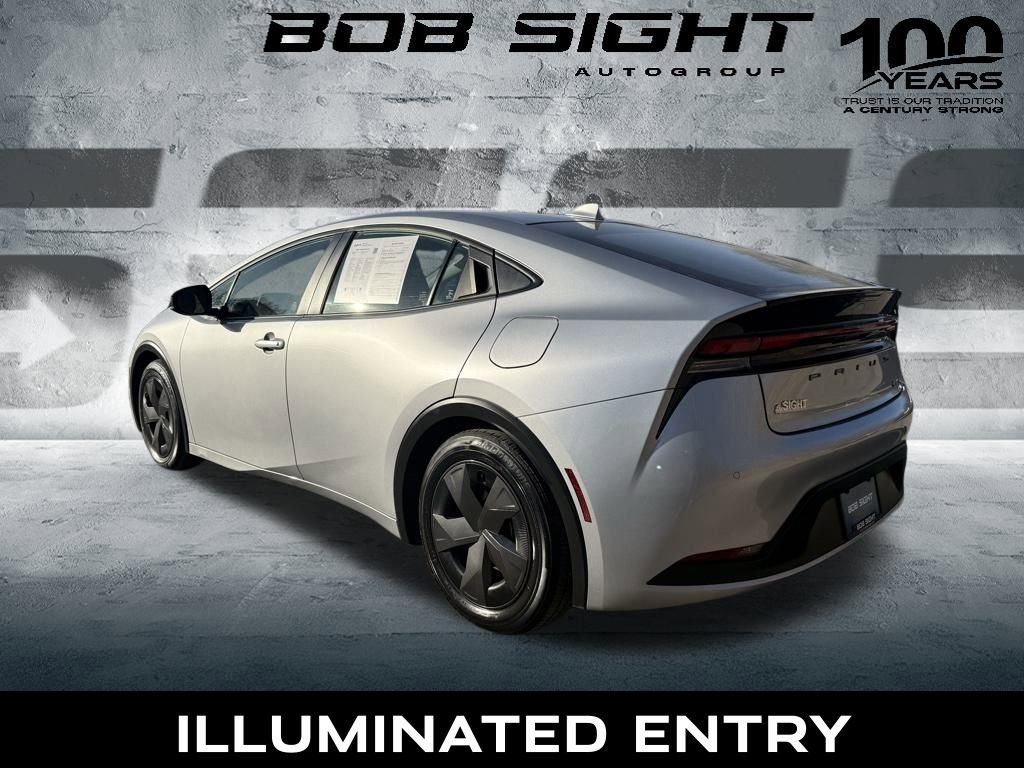 Used 2024 Toyota Prius LE image 13