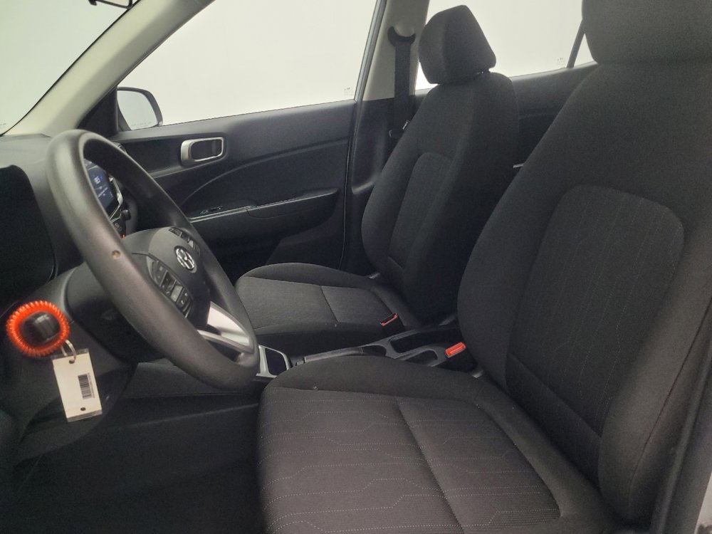 Used 2021 Hyundai Venue SE image 17