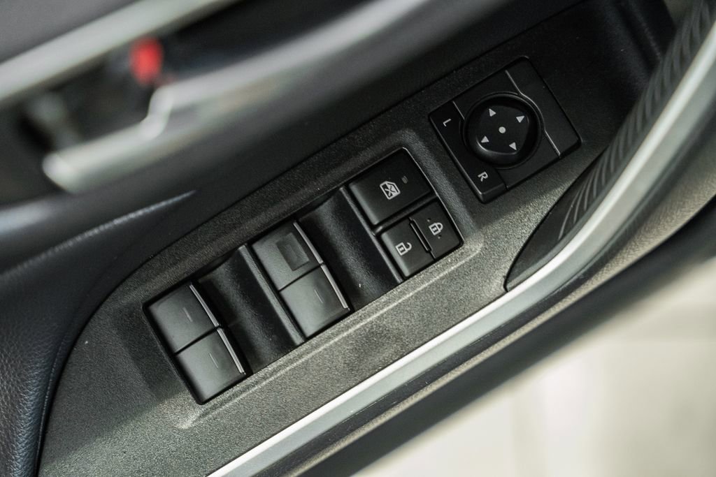 Used 2023 Toyota RAV4 XLE image 37