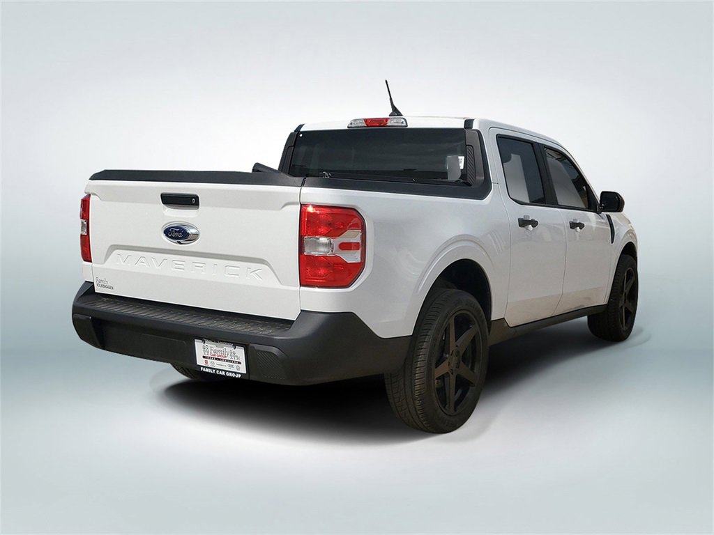 Used 2024 Ford Maverick XL image 3