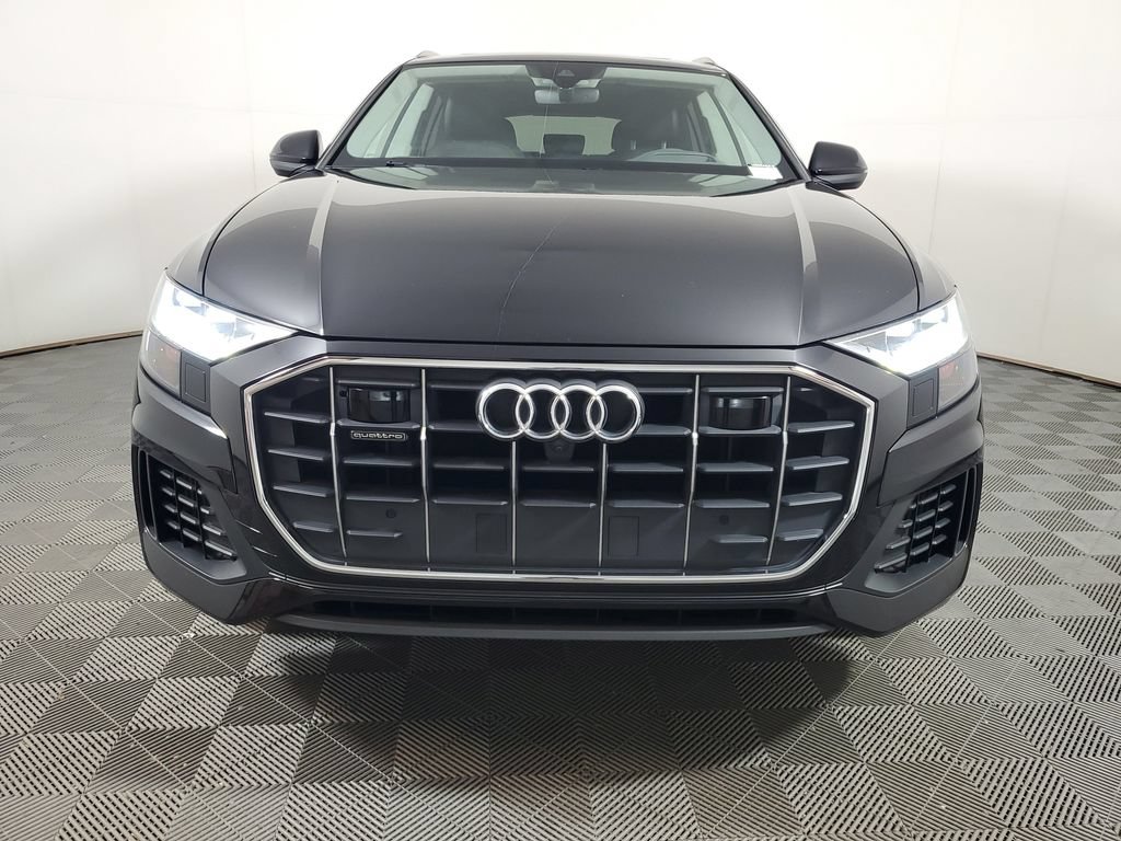 Used 2019 Audi Q8 Prestige AWD/4WD image 2