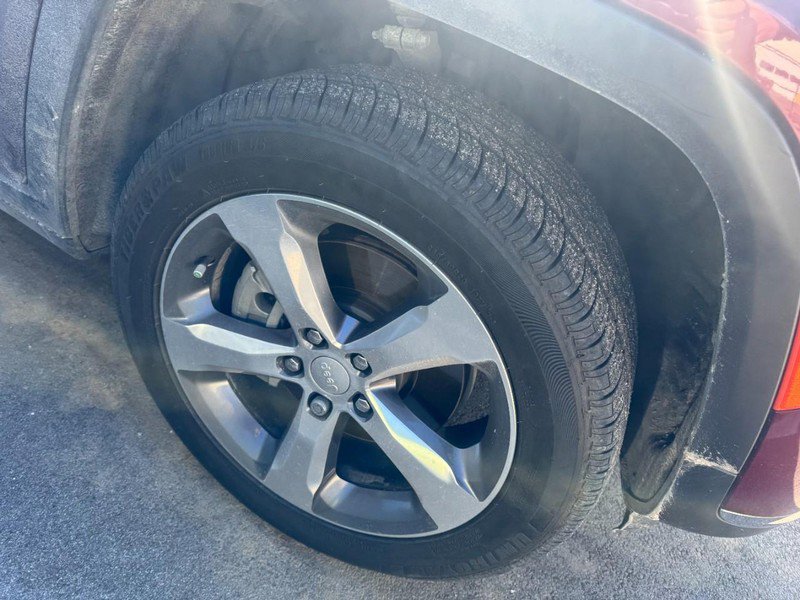 Used 2022 Jeep Grand Cherokee L Limited AWD/4WD image 4