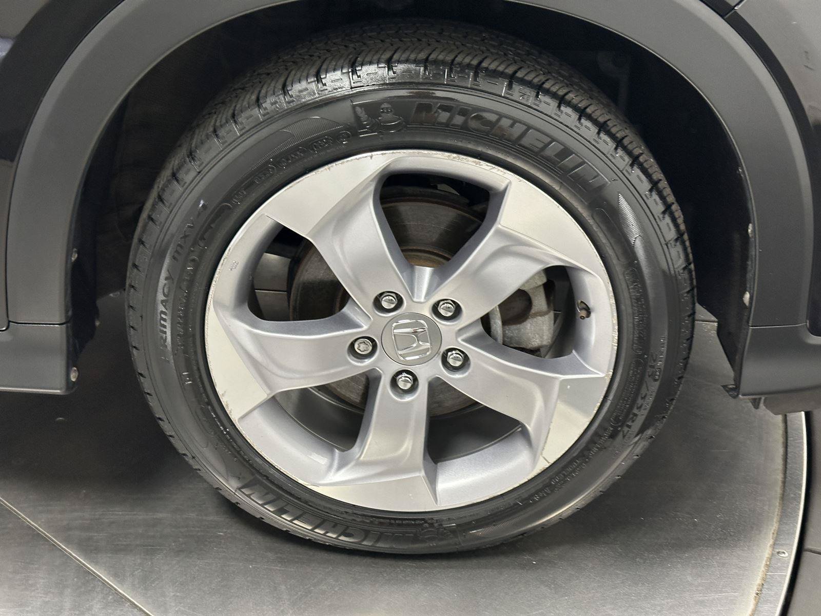 Certified 2022 Honda HR-V LX image 17