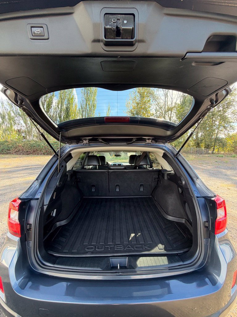 Used 2015 Subaru Outback 2.5i Limited AWD/4WD image 9